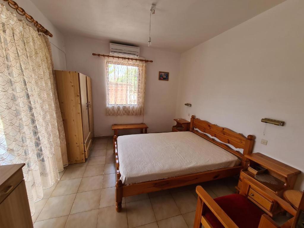 Το Κτήμα Της Ελιάς Του Τάκη Hostal Paralia Demonias Exterior foto