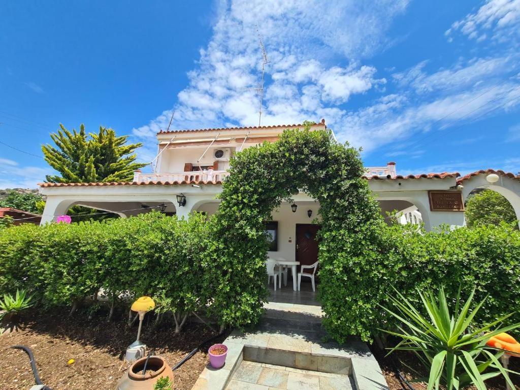 Το Κτήμα Της Ελιάς Του Τάκη Hostal Paralia Demonias Exterior foto